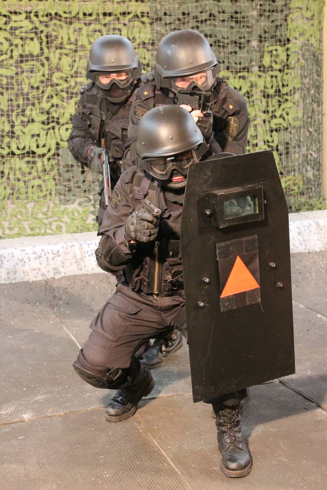 1788227788134_grom6.jpg